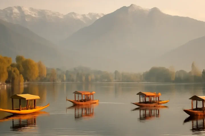 Kashmir travel guide for first-timers: routes, stays and costs